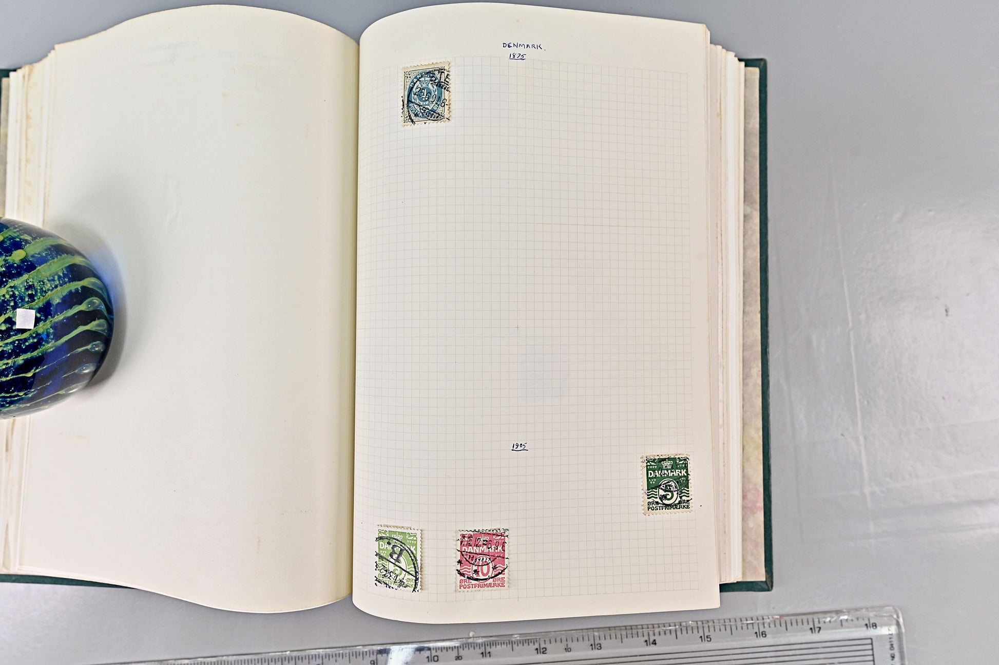 6618 World Stamp Album. Early to Modern. Ireland, Denmark, Czech. 73 Images