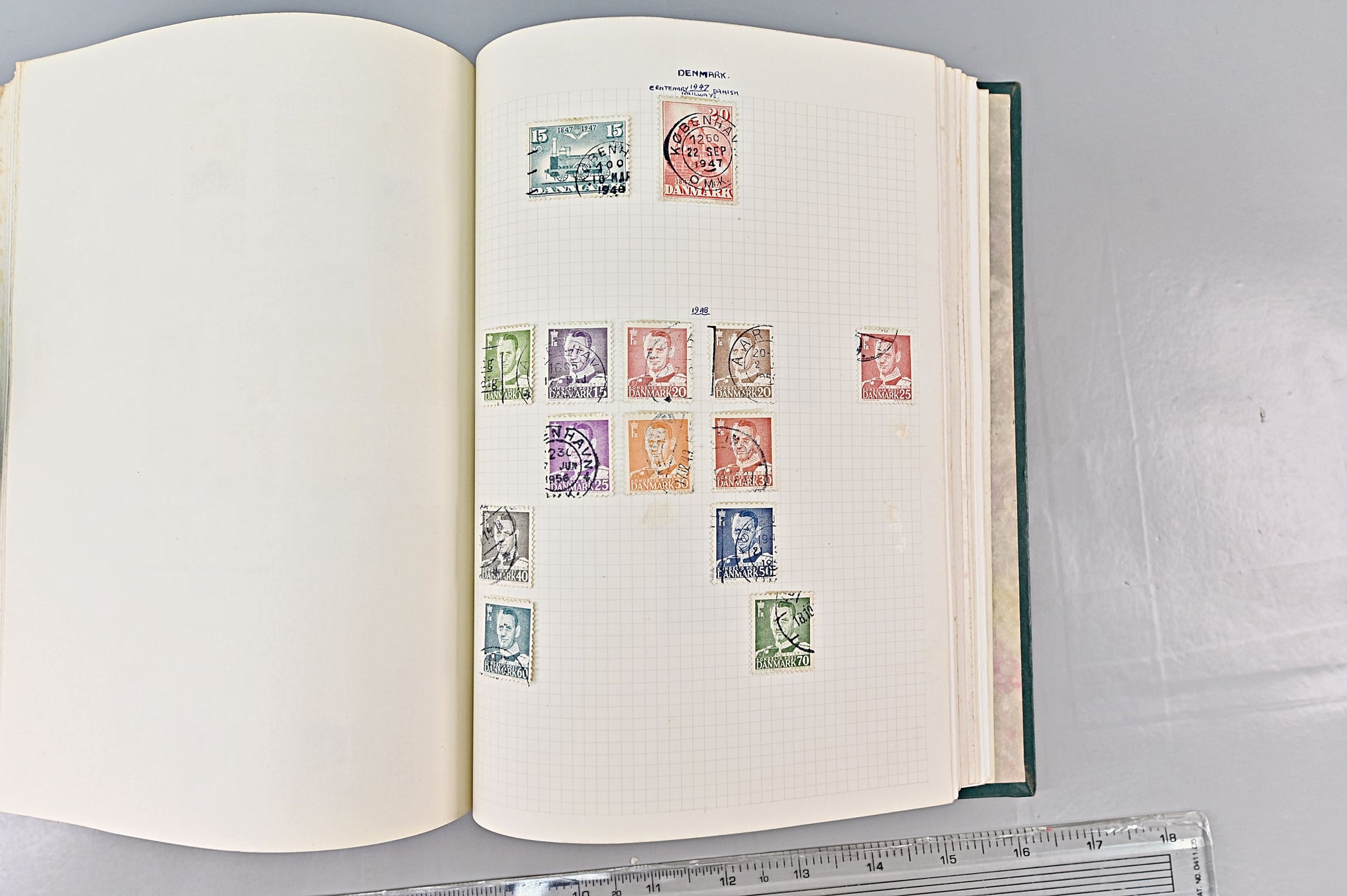 6618 World Stamp Album. Early to Modern. Ireland, Denmark, Czech. 73 Images