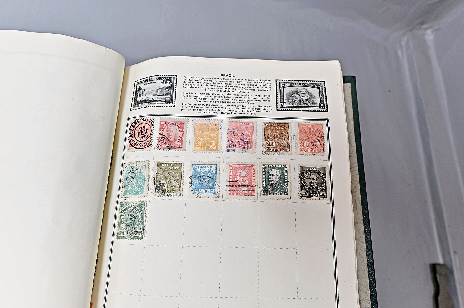 6623 World Stamp Collection. Much Early. Unchecked. Better Seen. 137 Images