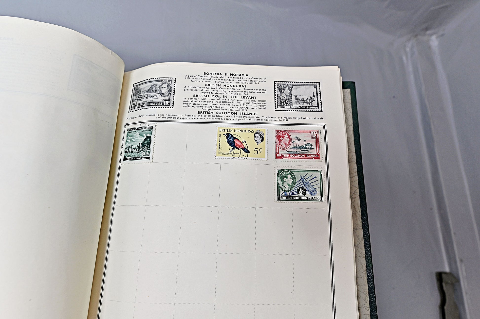 6623 World Stamp Collection. Much Early. Unchecked. Better Seen. 137 Images