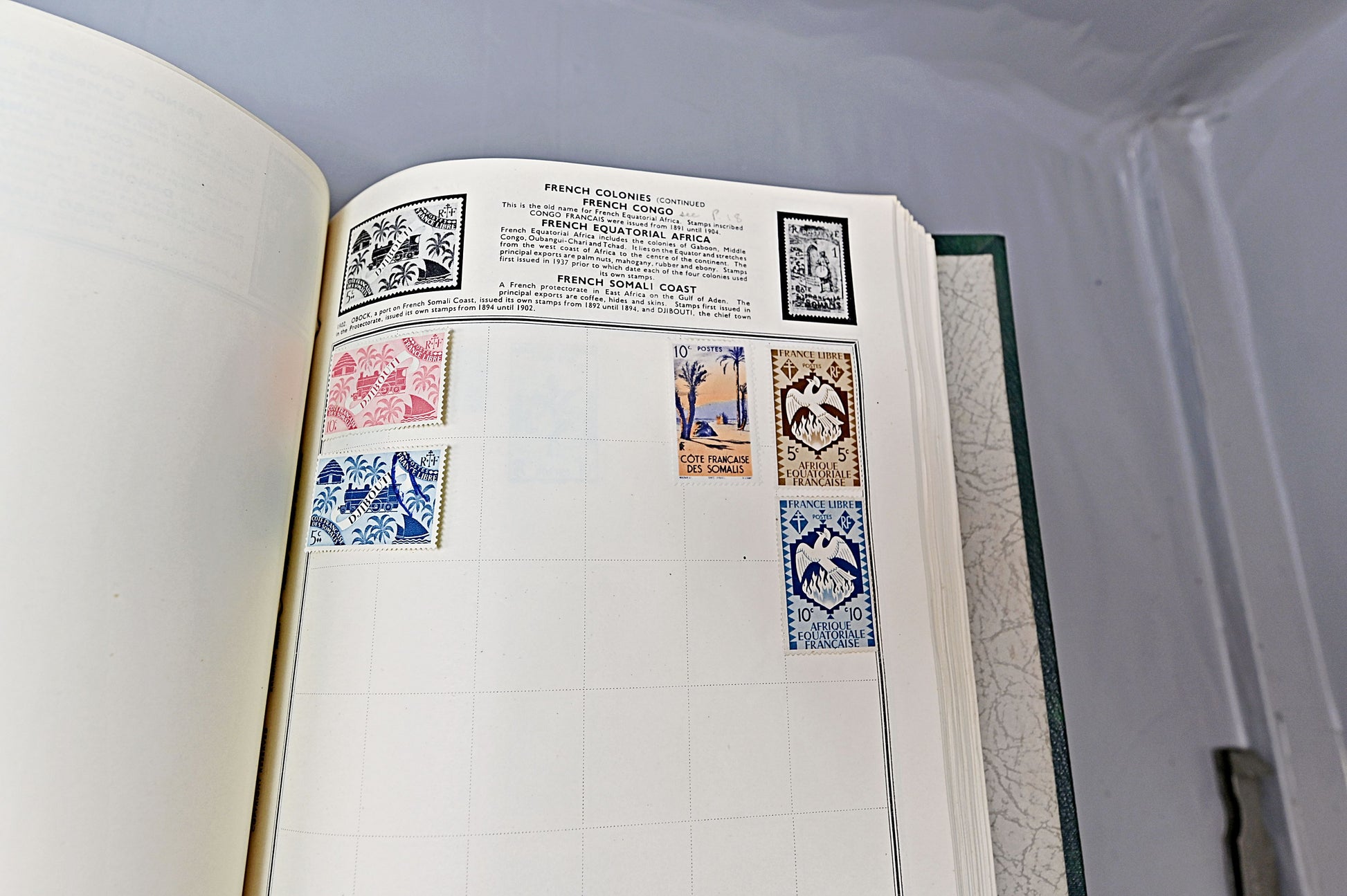 6623 World Stamp Collection. Much Early. Unchecked. Better Seen. 137 Images