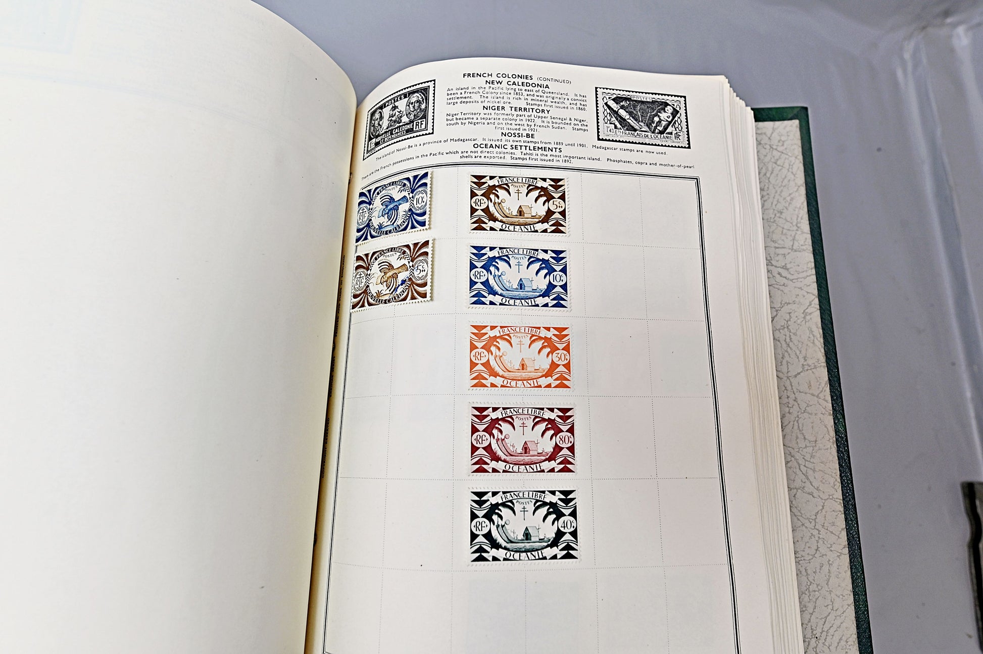 6623 World Stamp Collection. Much Early. Unchecked. Better Seen. 137 Images