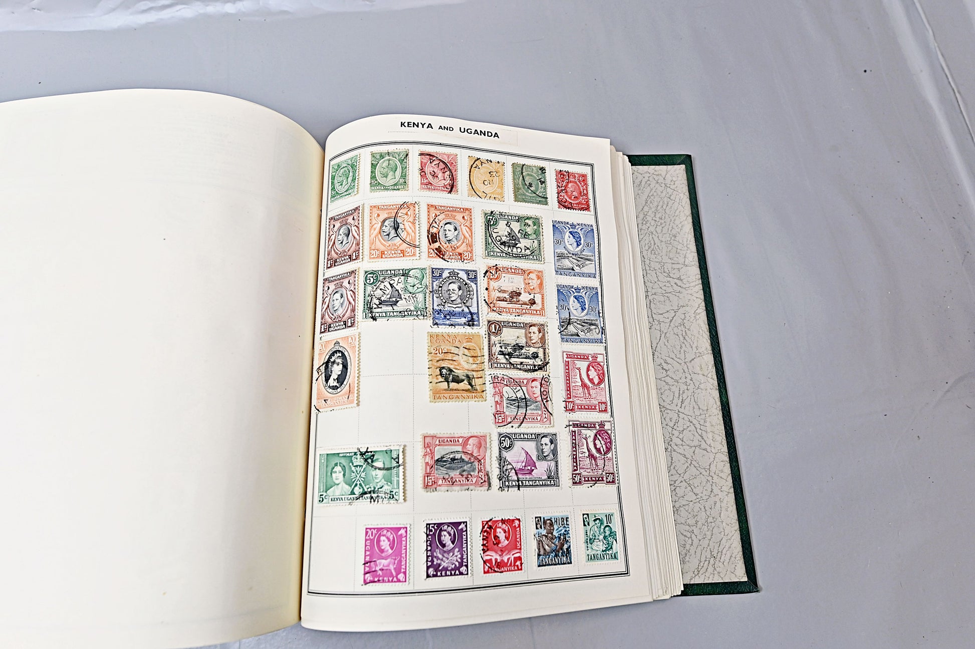 6623 World Stamp Collection. Much Early. Unchecked. Better Seen. 137 Images