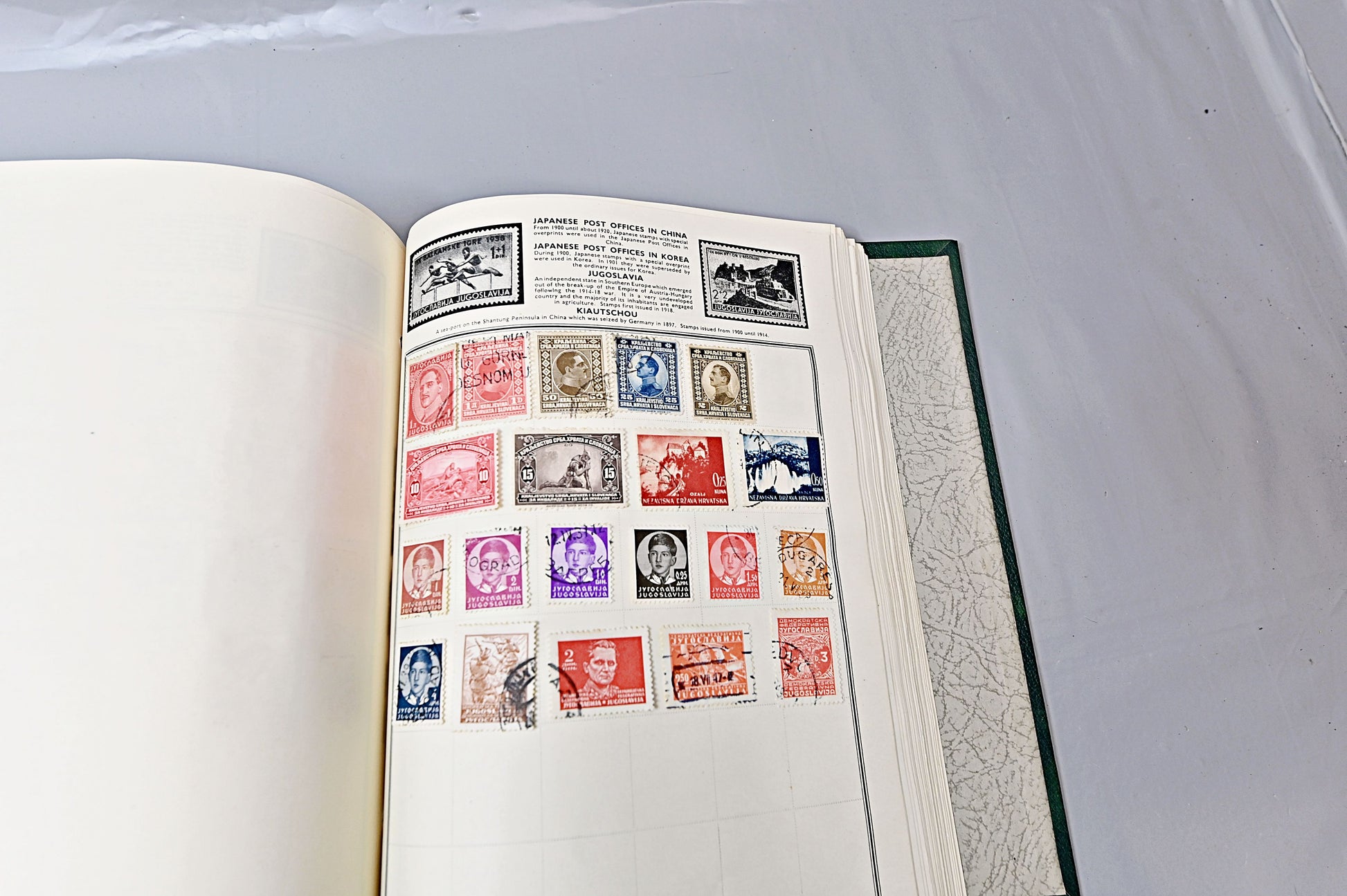 6623 World Stamp Collection. Much Early. Unchecked. Better Seen. 137 Images