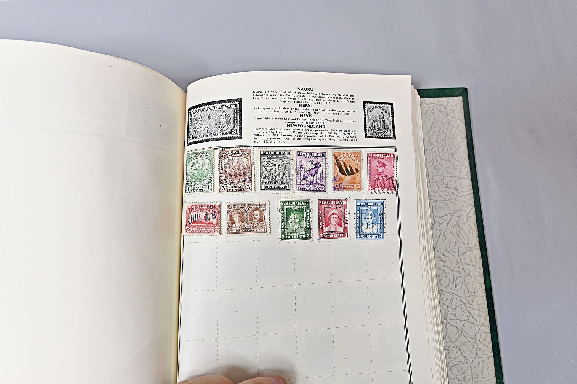 6623 World Stamp Collection. Much Early. Unchecked. Better Seen. 137 Images