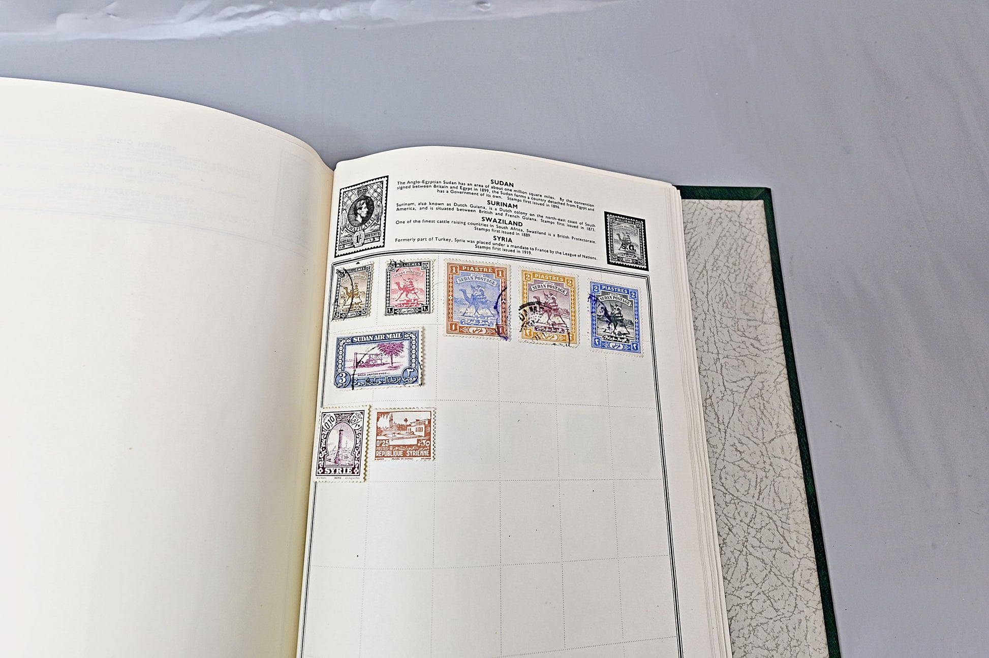 6623 World Stamp Collection. Much Early. Unchecked. Better Seen. 137 Images