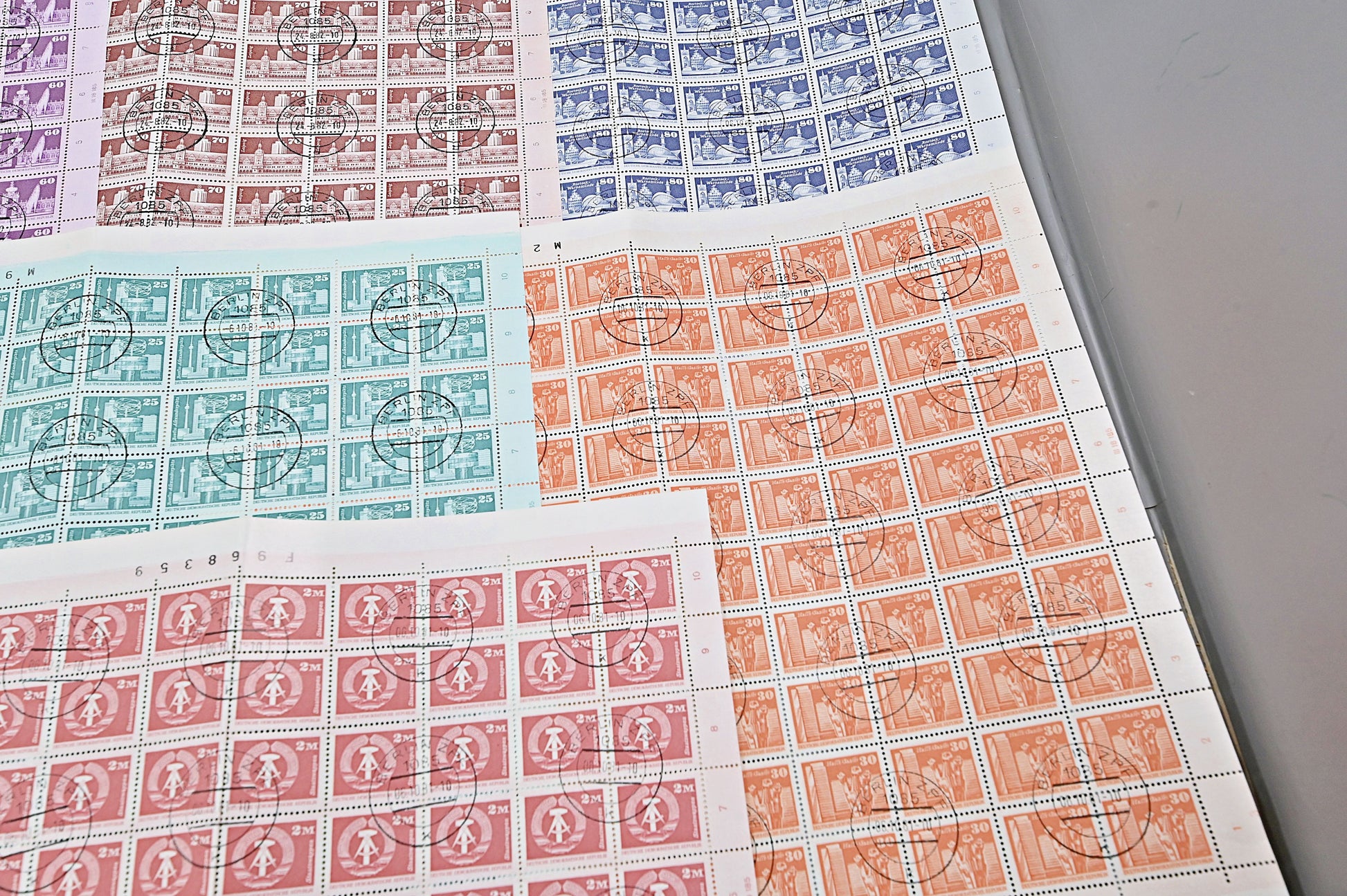 6634 East Germany SGE2197/2211 Set. Sheets of 100 1981. Sc#2085 Mi2633 . C£1500