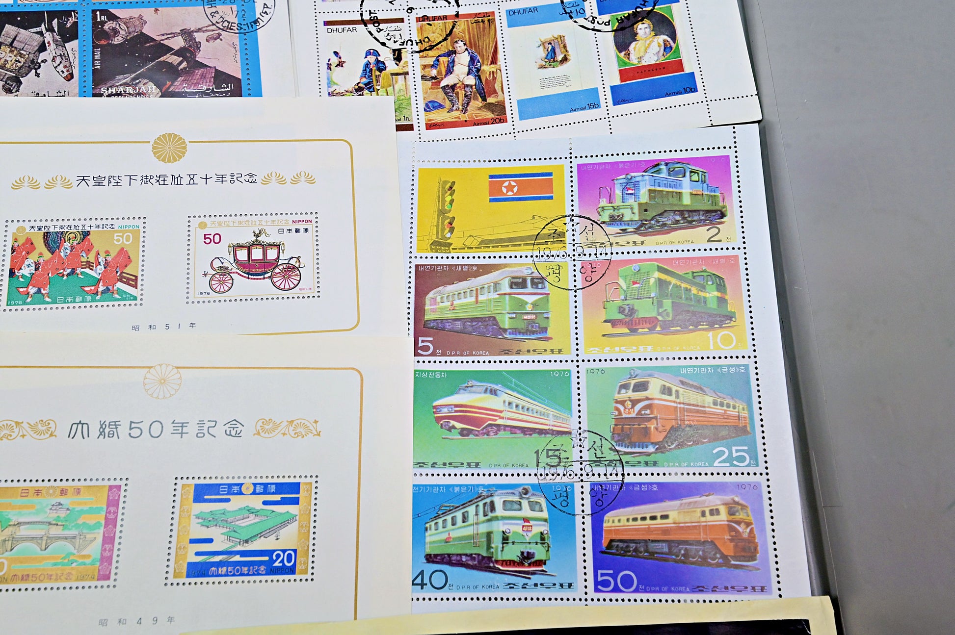 6715 World Minisheet Collection. 1930s to modern. Inc Japan, Canada. 38 Images