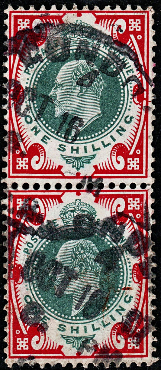 3737 GB 1s Carmine,Dull green 1905. SG257a Mi114Ixa. Vertical Pair. Fine. c£80