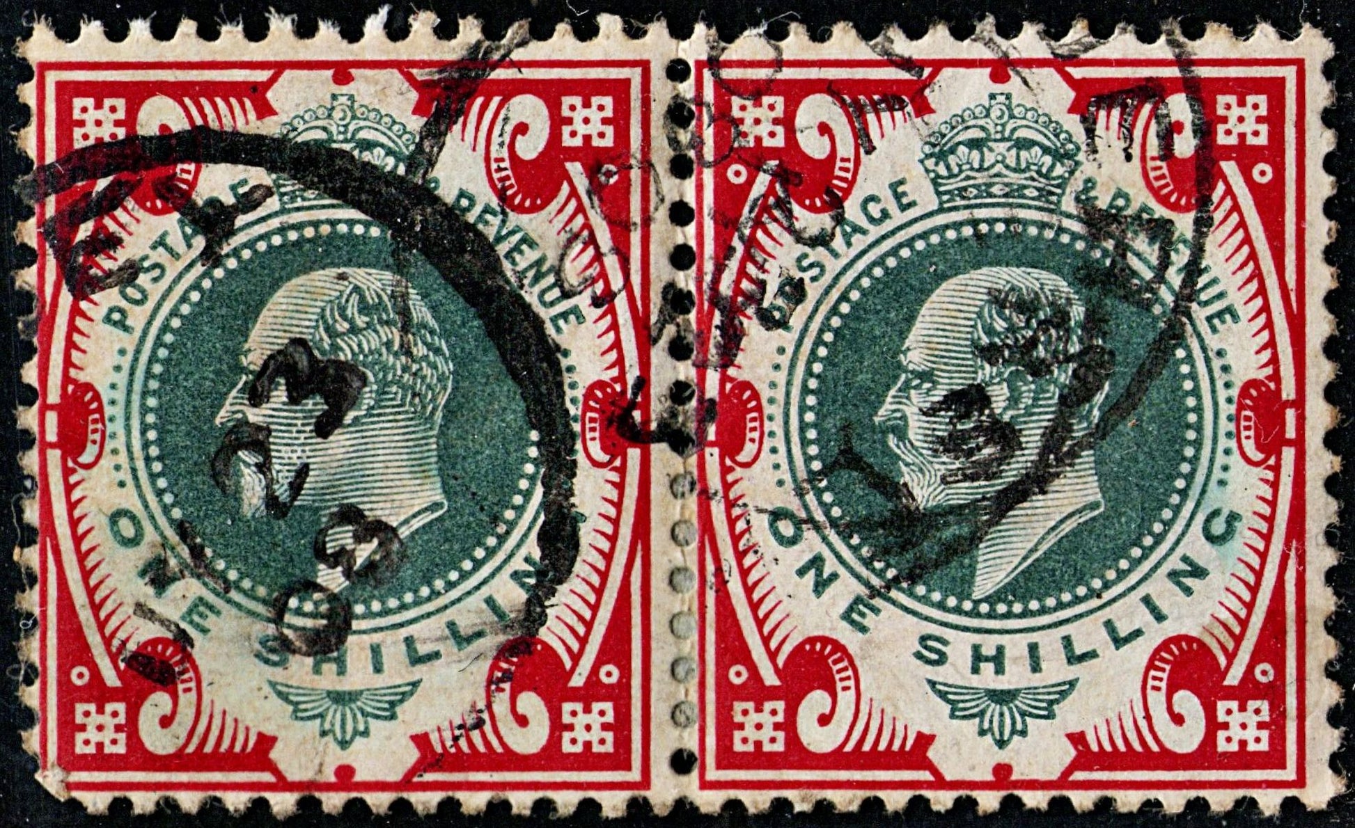 3749 GB 1s Carmine,Dull green 1905. SG257a Mi114Ixa. Spec M46. Pair. Fine. c£100