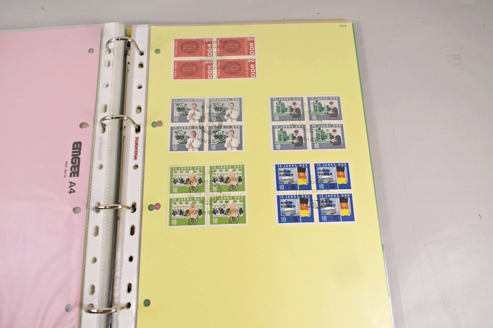 3887 East German DDR Collection in 2 Volumes. Sets, Minisheets, Occupation, Early Onwards. 85 Pictures